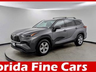 Used 2021 Toyota Highlander L video 1