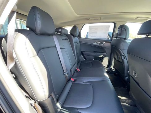 New 2026 Kia Sportage EX w/ EX Panoramic Sunroof Package AWD/4WD image 28