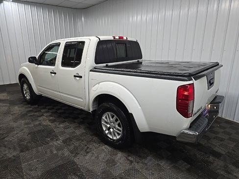 Used 2019 Nissan Frontier SV image 9