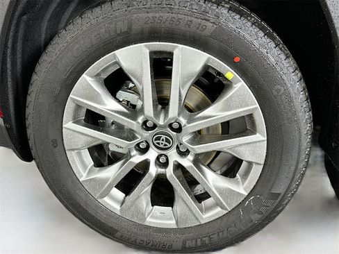 New 2025 Toyota RAV4 XLE Premium image 32