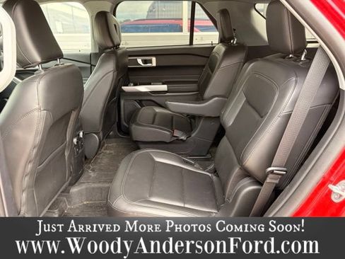 Used 2023 Ford Explorer XLT w/ Equipment Group 202A AWD/4WD image 10