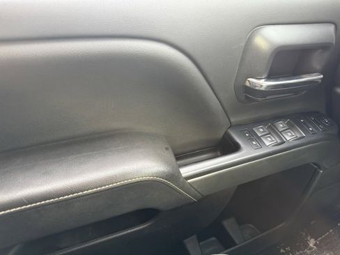 Used 2019 Chevrolet Silverado 1500 LT w/ All Star Edition image 29