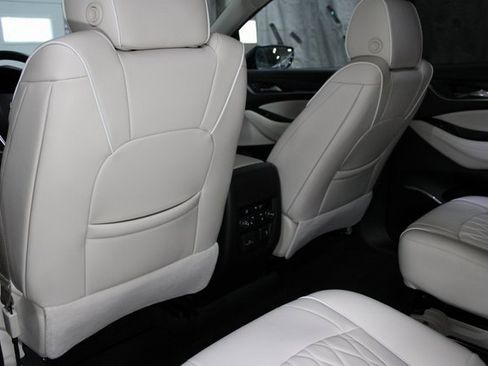 Used 2023 Buick Enclave Avenir w/ Avenir Technology Package image 29