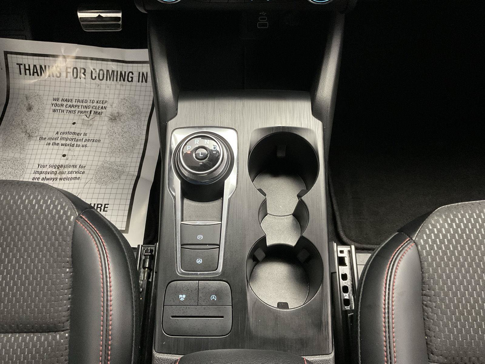 Used 2024 Ford Escape ST-Line AWD/4WD image 17