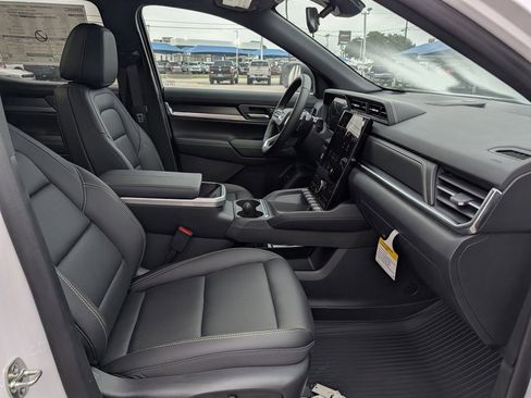 New 2026 GMC Terrain Elevation w/ Elevation Premium Package FWD image 32