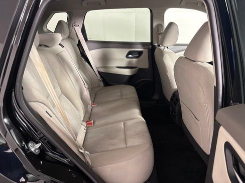 Used 2024 Nissan Rogue SV FWD image 38