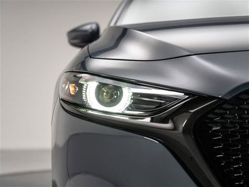 New 2025 MAZDA MAZDA3 2.5 S Hatchback w/ Premium Pkg image 25