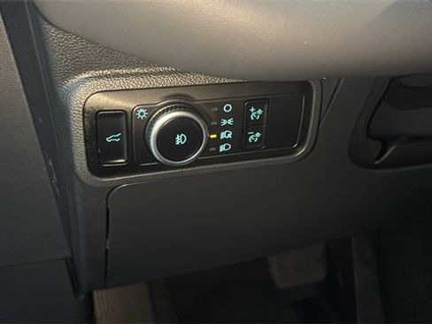 New 2025 Ford Explorer Active w/ Active Comfort Package image 11