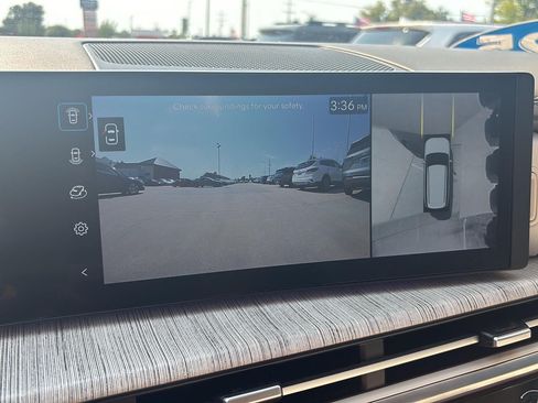 Used 2025 Hyundai Santa Fe Calligraphy AWD/4WD image 31