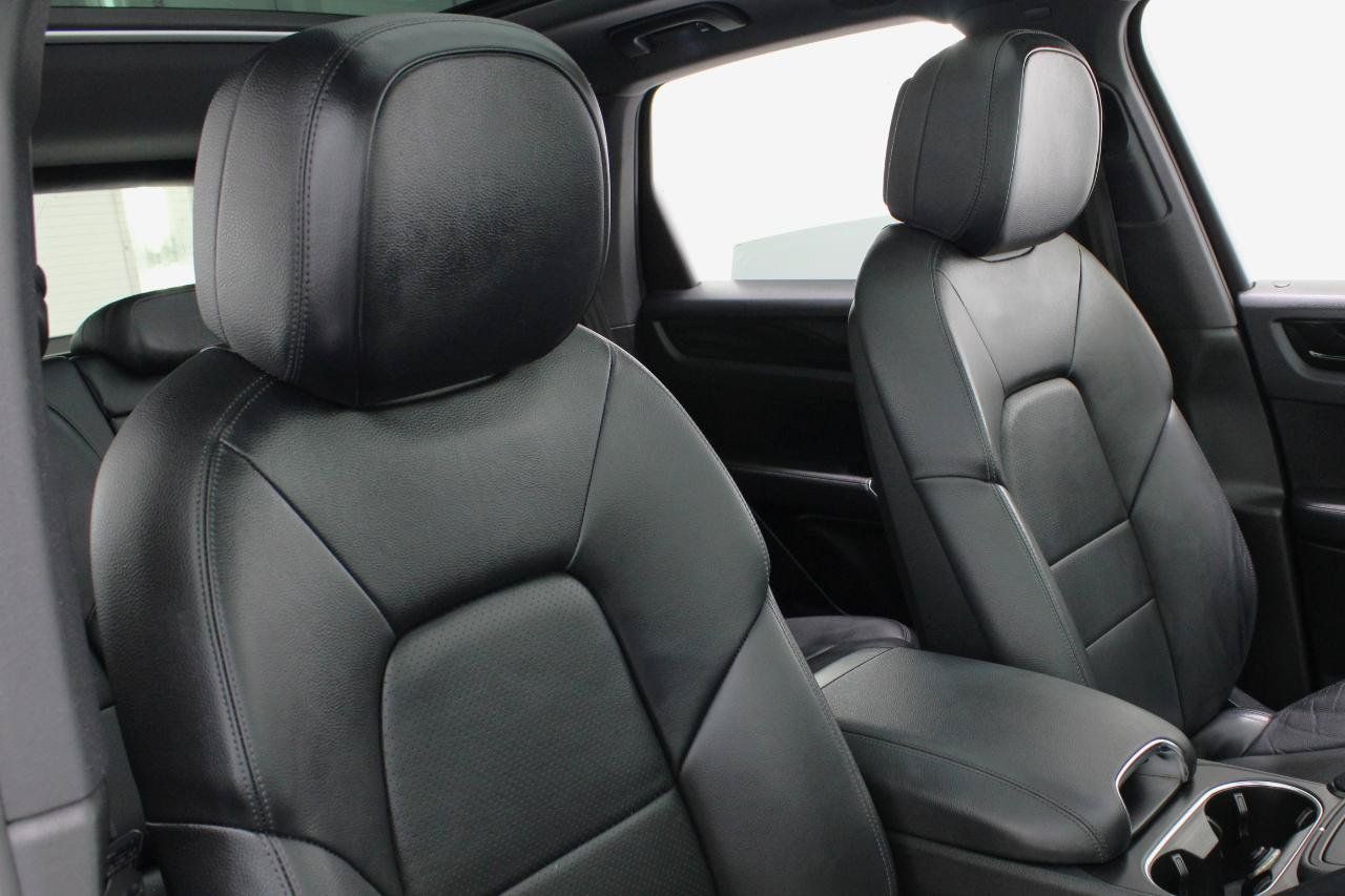 Used 2020 Porsche Cayenne AWD/4WD image 44