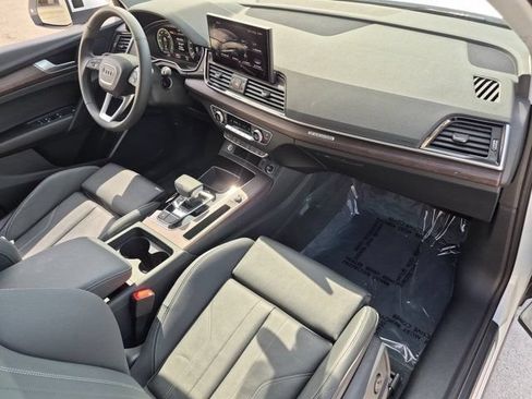 Used 2025 Audi Q5 e Premium AWD/4WD image 35