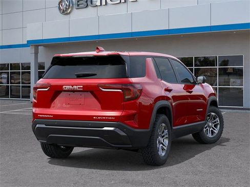 Used 2026 GMC Terrain Elevation w/ Technology Package II image 4