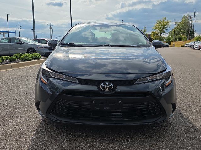 Used 2024 Toyota Corolla LE FWD image 8