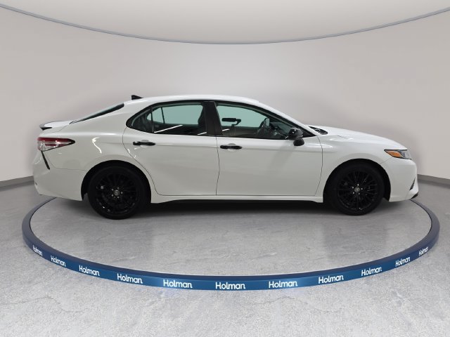 Used 2020 Toyota Camry SE AWD/4WD image 5