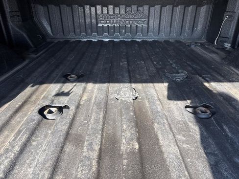 Used 2022 Chevrolet Silverado 3500 High Country image 14