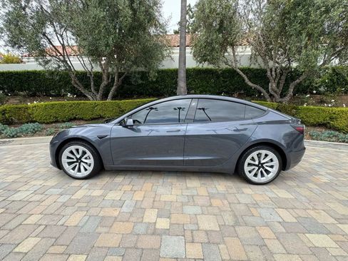 Used 2021 Tesla Model 3 Long Range AWD/4WD image 5