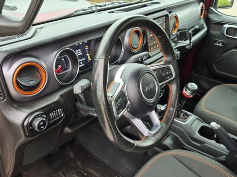 Used 2022 Jeep Gladiator Mojave w/ Cold Weather Group AWD/4WD image 10