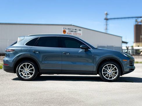 Used 2019 Porsche Cayenne S AWD/4WD image 4