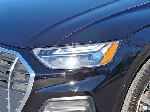 Used 2021 Audi Q5 2.0T Premium w/ Convenience Package image 9