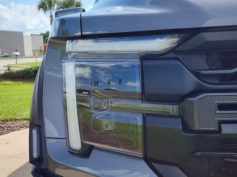 Used 2025 Ford F150 Raptor AWD/4WD image 11