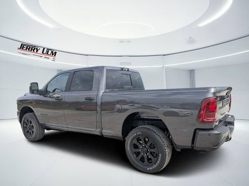 New 2026 RAM 2500 Big Horn AWD/4WD image 5