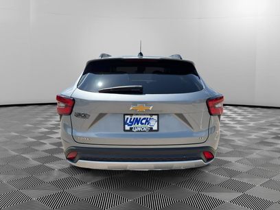 Used 2025 Chevrolet Trax LT