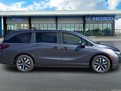 New 2026 Honda Odyssey EX-L image 4