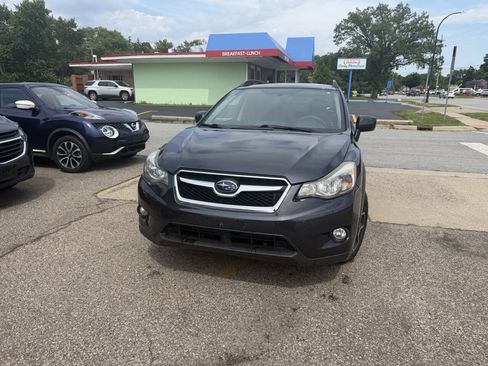 Used 2013 Subaru Crosstrek 2.0i Premium w/ Popular Pkg 2 AWD/4WD image 4