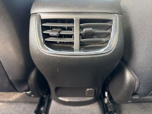 Used 2023 Chevrolet Malibu LT image 13