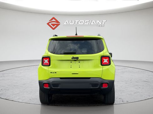 Used 2018 Jeep Renegade Altitude AWD/4WD image 6