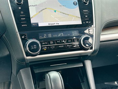 Used 2018 Subaru Outback 2.5i Touring w/ Popular Package #3 image 16