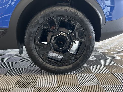 New 2026 Kia Sportage X-Line w/ X-Line Technology Package image 8