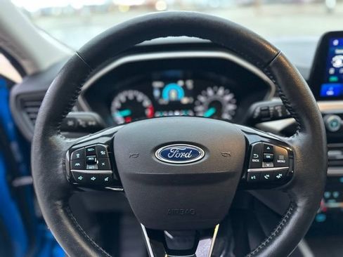 Used 2021 Ford Escape SE w/ Convenience Package image 26