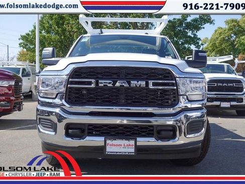 New 2024 RAM 2500 Tradesman w/ Chrome Appearance Group image 2
