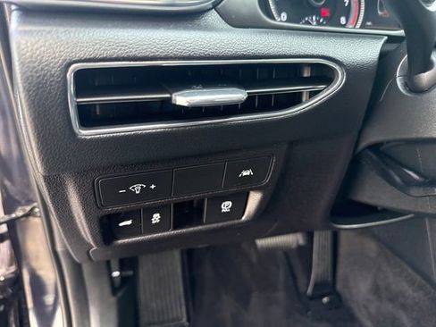 Used 2023 Hyundai Sonata SEL image 15