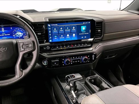 Used 2025 Chevrolet Silverado 1500 ZR2 w/ Technology Package AWD/4WD image 7