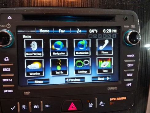 Used 2017 Chevrolet Traverse Premier AWD/4WD image 31