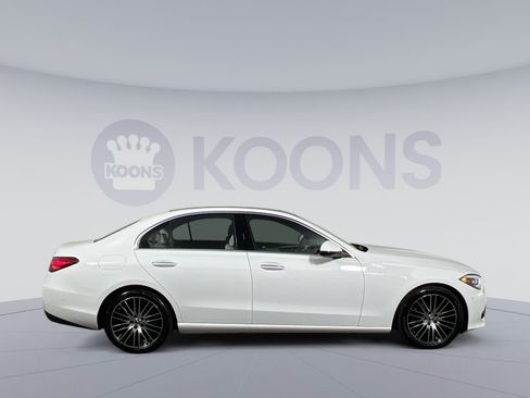 Used 2025 Mercedes-Benz C 300 4MATIC Sedan image 12