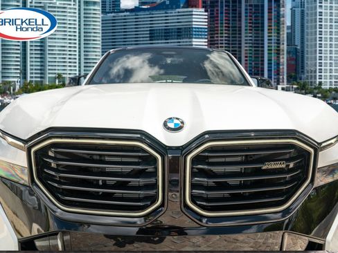 Used 2025 BMW XM AWD/4WD image 11