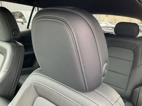 Used 2024 Chevrolet Equinox EV LT FWD image 18