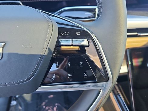 New 2026 Cadillac Escalade IQL Sport 2 w/ LPO, ONYX Package image 20