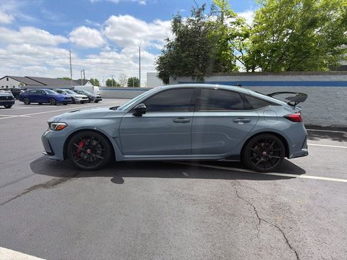 Certified 2025 Honda Civic Type R image 2