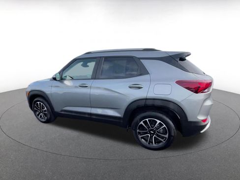 Used 2025 Chevrolet TrailBlazer LT image 10