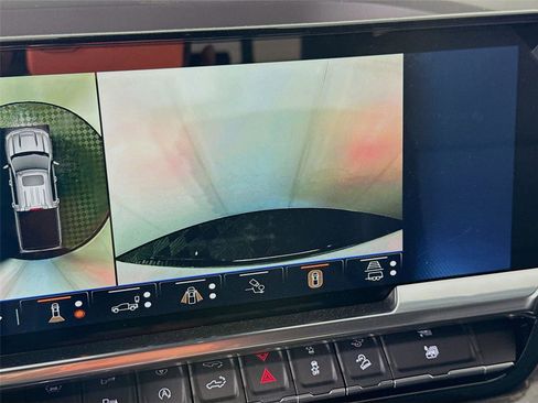 New 2026 Chevrolet Silverado 1500 LTZ w/ LTZ Premium Package AWD/4WD image 8