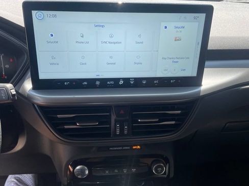 Certified 2025 Ford Escape Active w/ Tech Pack #1 FWD image 2
