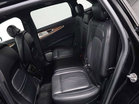 Used 2018 Lincoln MKX Reserve w/ Luxury Package image 34