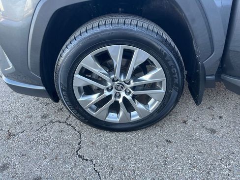 Certified 2021 Toyota RAV4 XLE Premium image 29