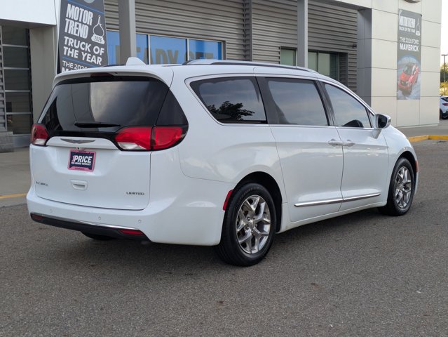 Used 2018 Chrysler Pacifica Limited FWD image 5