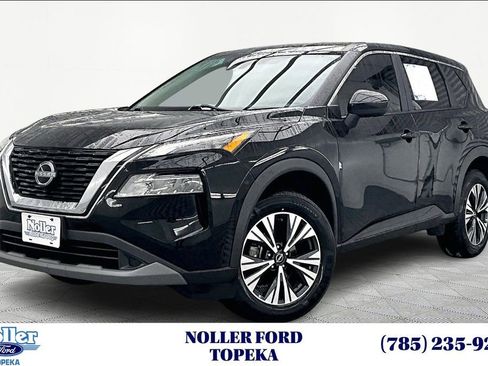 Used 2023 Nissan Rogue SV image 1