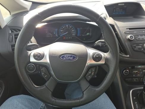 Used 2017 Ford C-MAX SE image 40